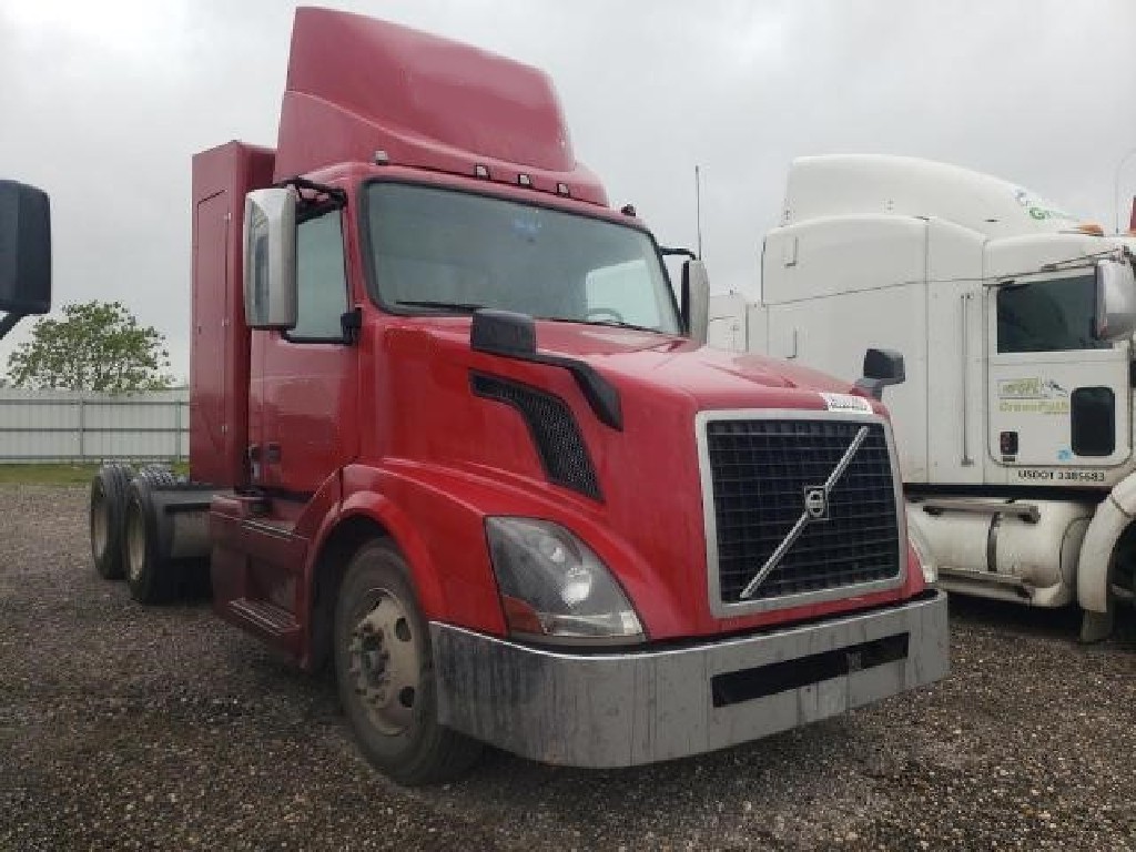 2016 VOLVO VNL TANDEM AXLE DAYCAB FOR SALE 16097