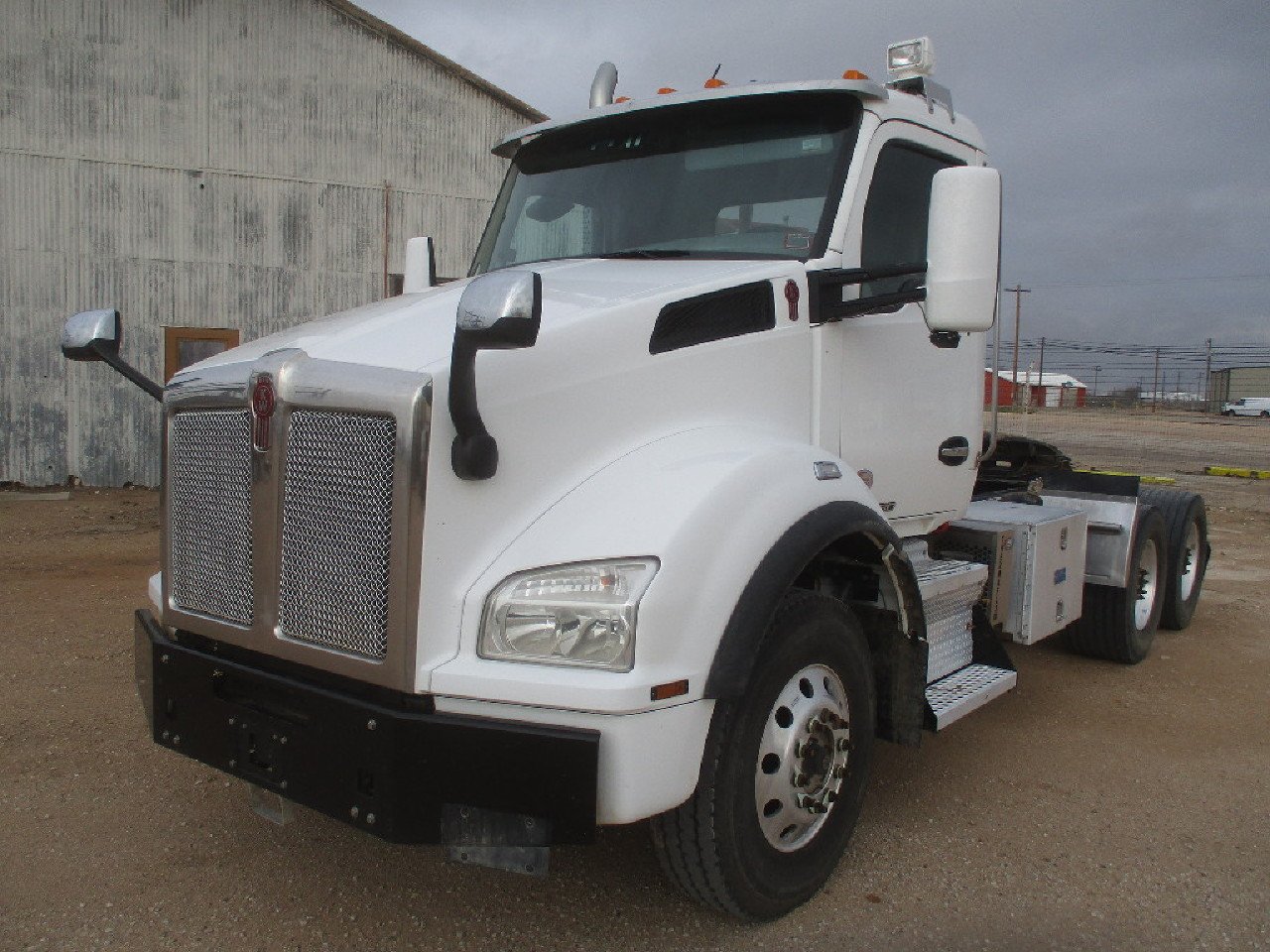 2019 KENWORTH T880 TANDEM AXLE DAYCAB FOR SALE 17373