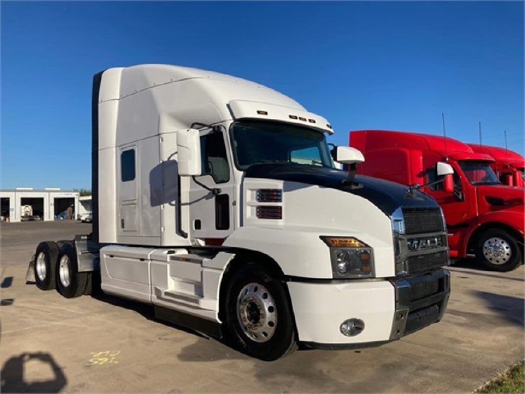 USED 2020 MACK ANTHEM SLEEPER FOR SALE IN TX 3549