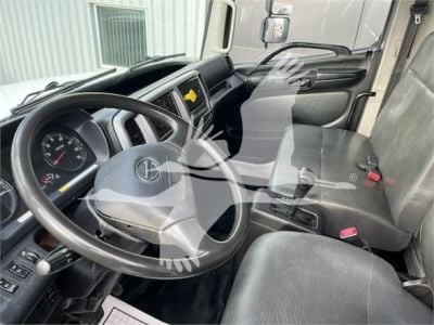 USED 2017 HINO 338 BOX VAN TRUCK #1098-8