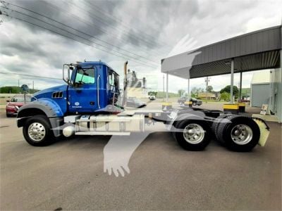 USED 2018 MACK GRANITE GU713 DAYCAB TRUCK #1101-3