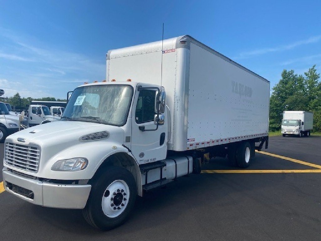 2018 FREIGHTLINER M2106 BOX VAN TRUCK FOR SALE #4064