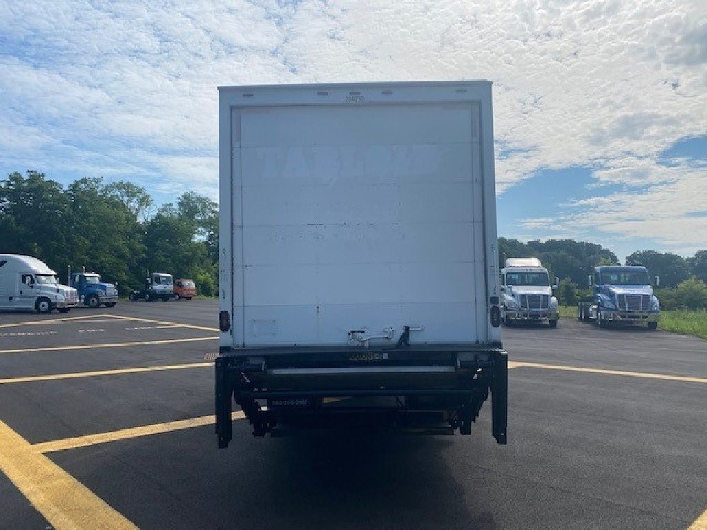 2018 FREIGHTLINER M2106 BOX VAN TRUCK FOR SALE #4064