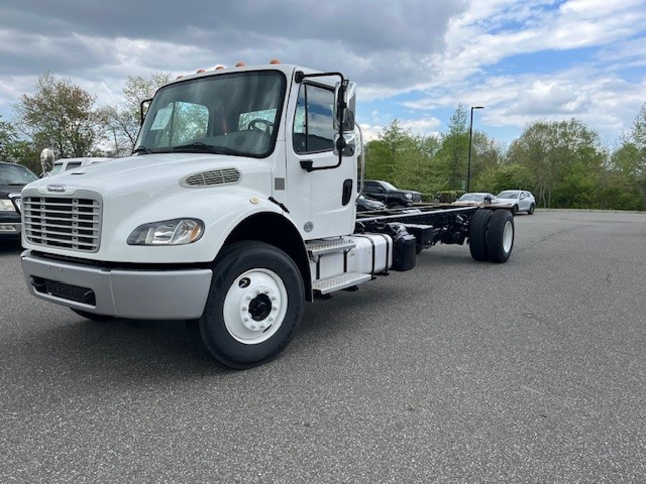 2019 Freightliner M2106 Cab Chassis Truck #1370