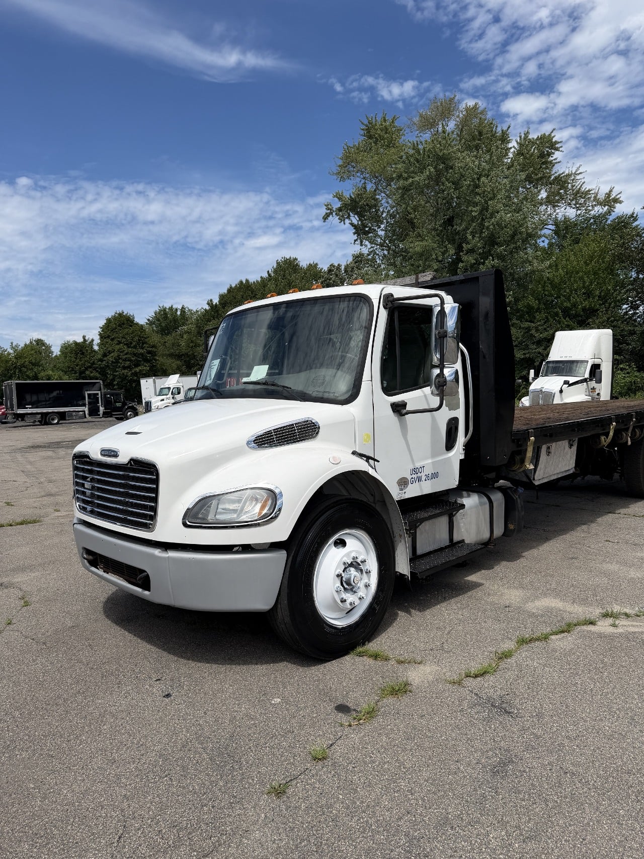 2016-freightliner-m2106-stake-body-truck #3875
