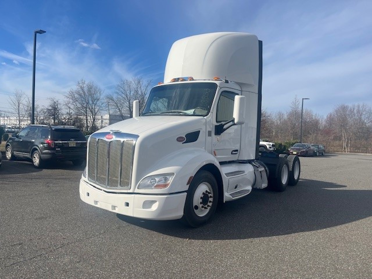 2018 Peterbilt 579 Daycab #2494