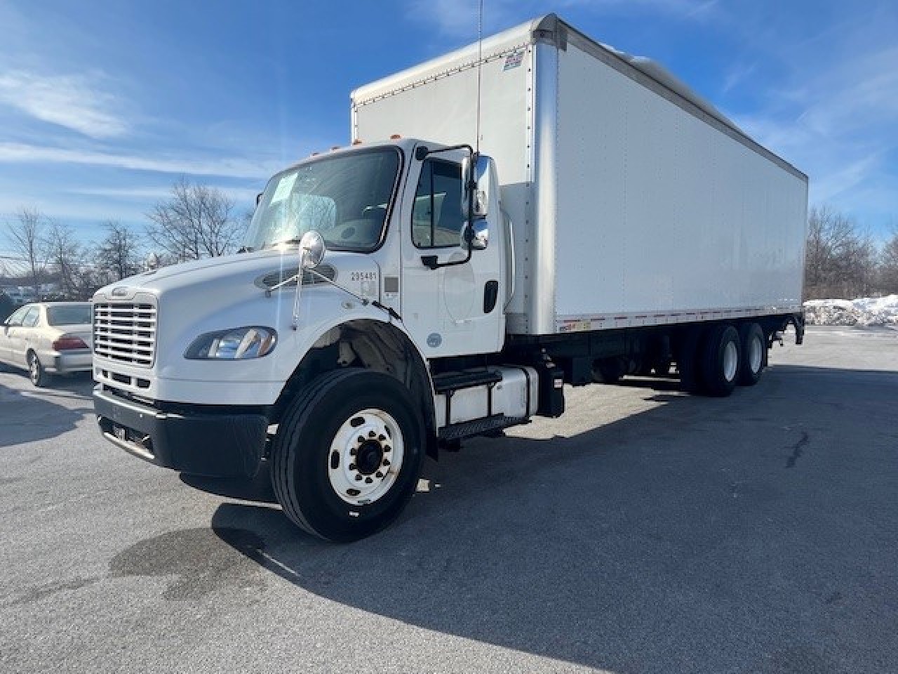 2019 Freightliner M2106 Box Van Truck #2859