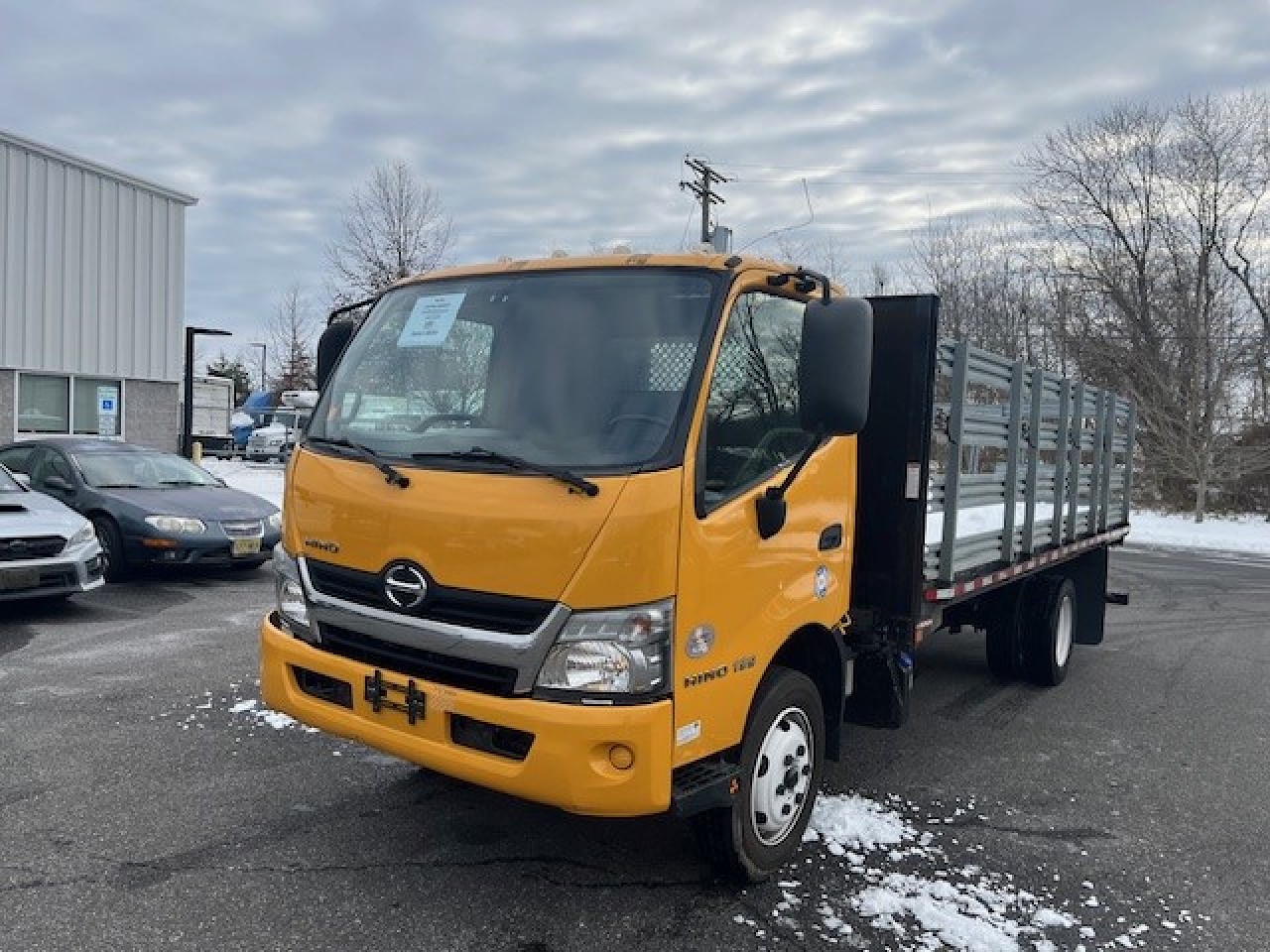 2020 Hino 195 Flatbed Truck #2526