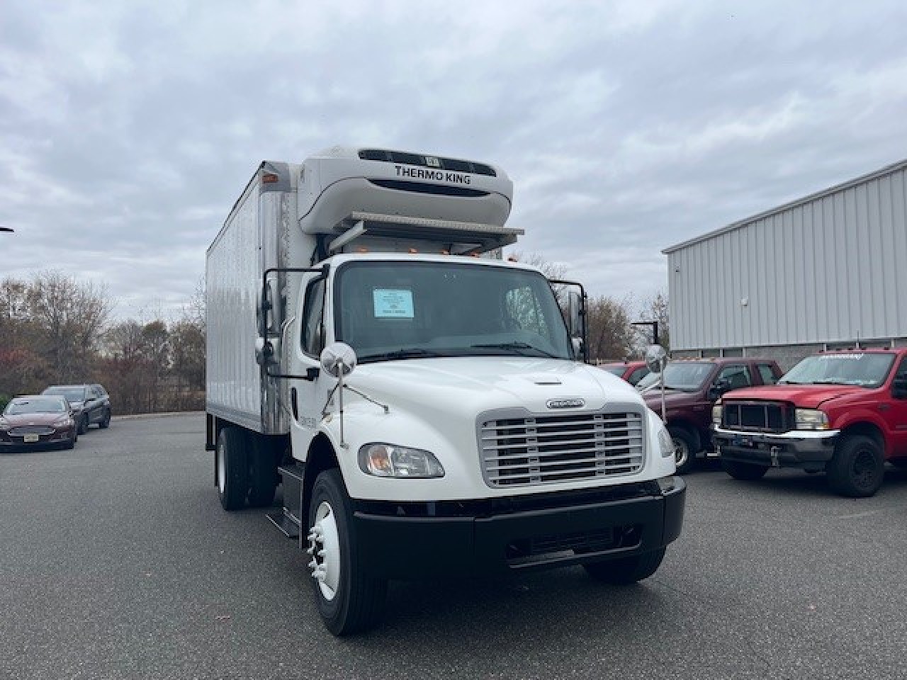 2019-freightliner-m2106-reefer-truck #2315