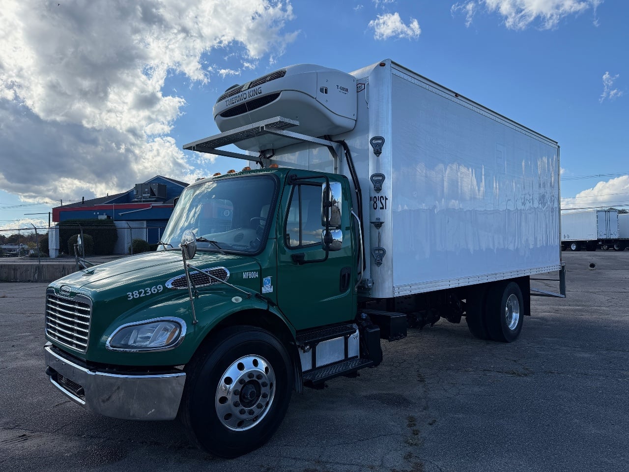 2018 Freightliner M2106 Reefer Truck #2339