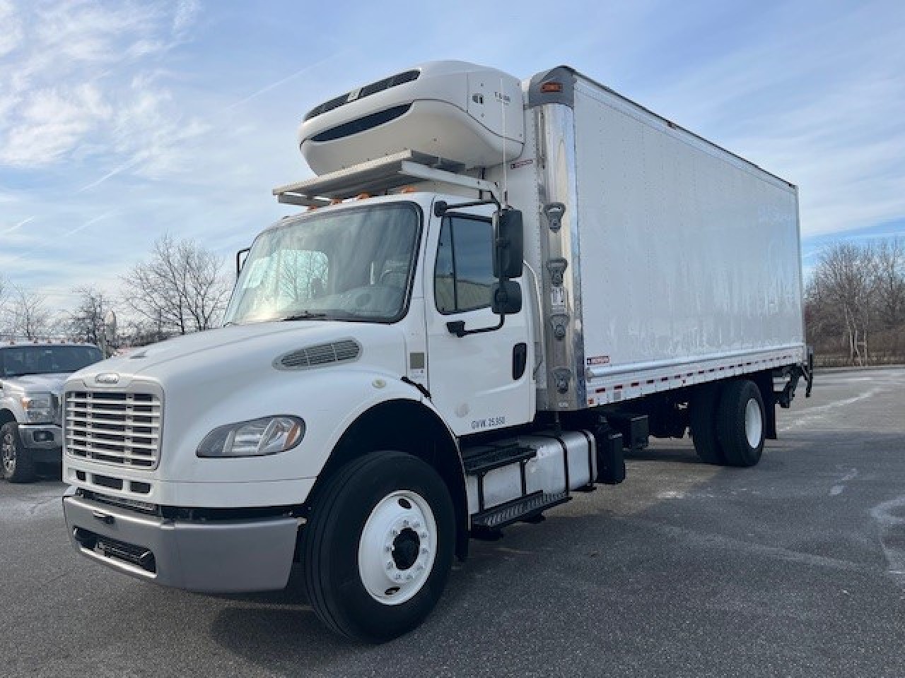 2019-freightliner-m2106-reefer-truck #2777