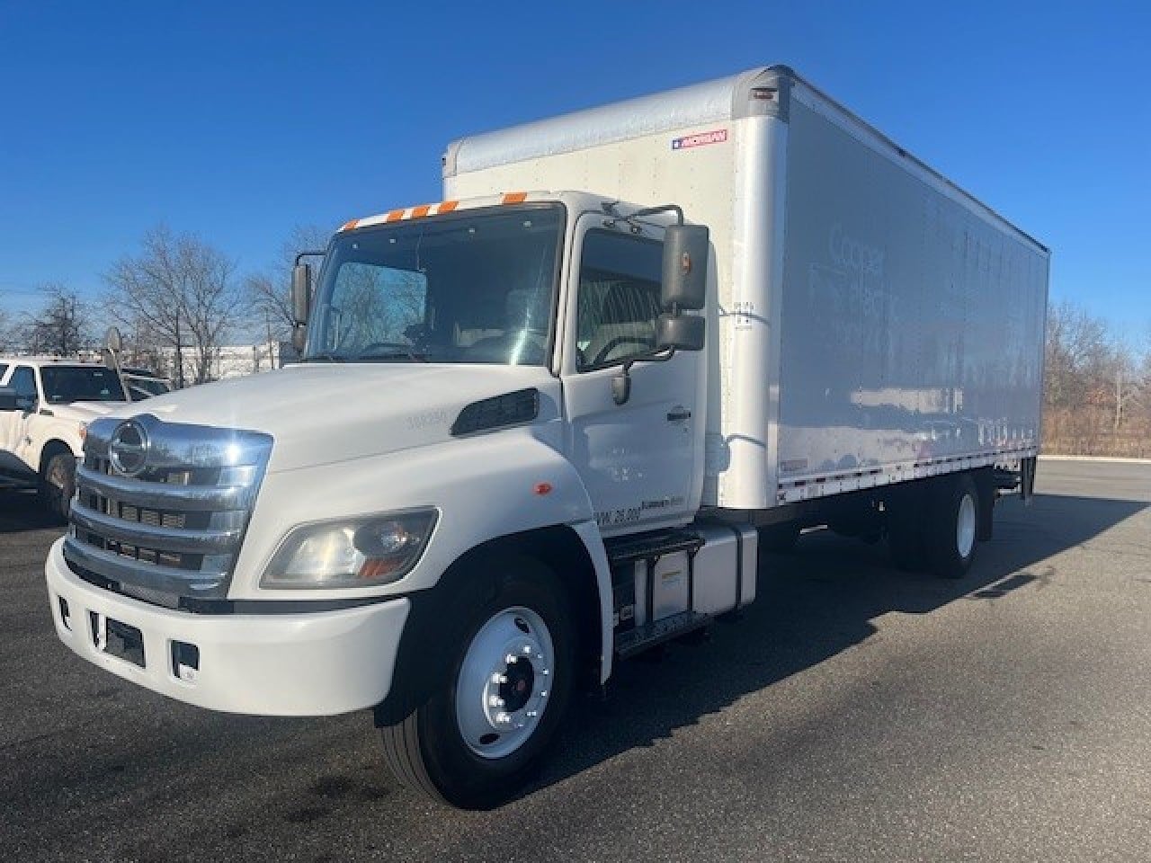2018 Hino 268A Box Van Truck #2582