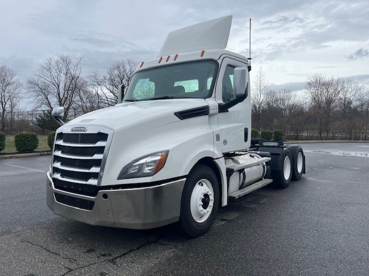 2020 Freightliner CA126DC Daycab #3022 2020 Freightliner CA126DC Daycab #3022