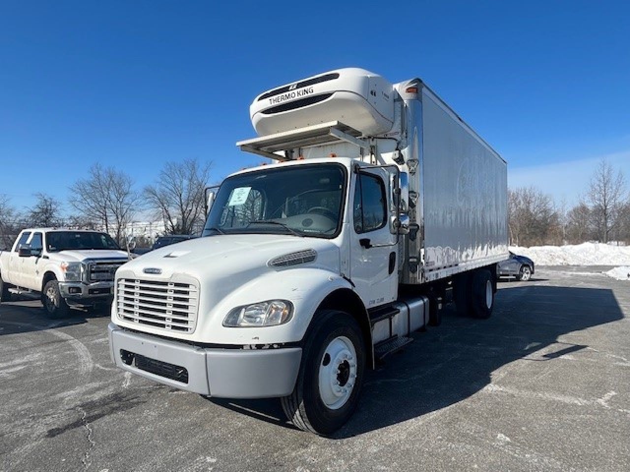 2017-freightliner-m2106-reefer-truck #2810