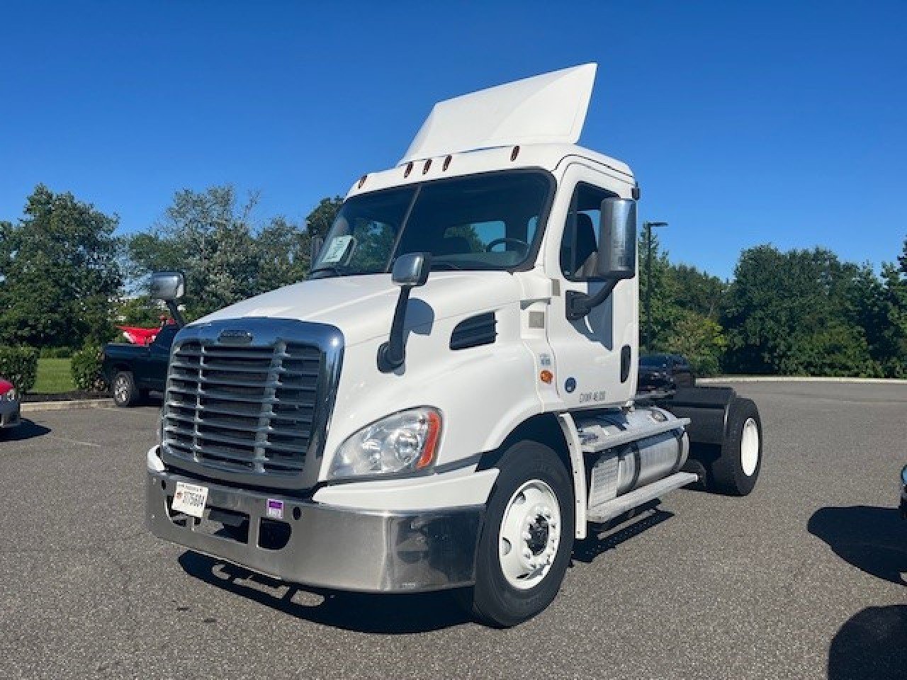 2019 Freightliner CAS113 Daycab #2332