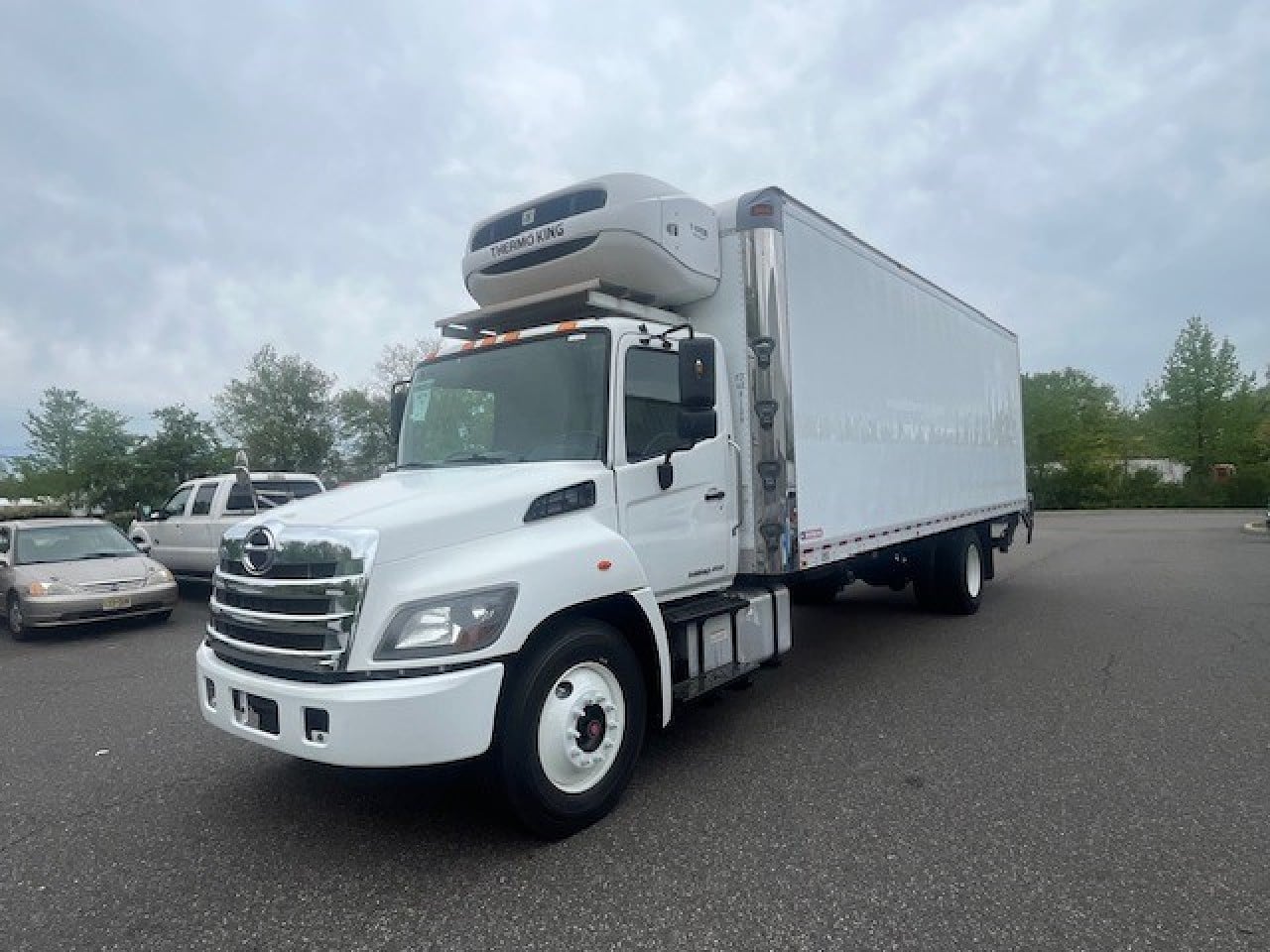 2019-hino-338-reefer-truck #3230