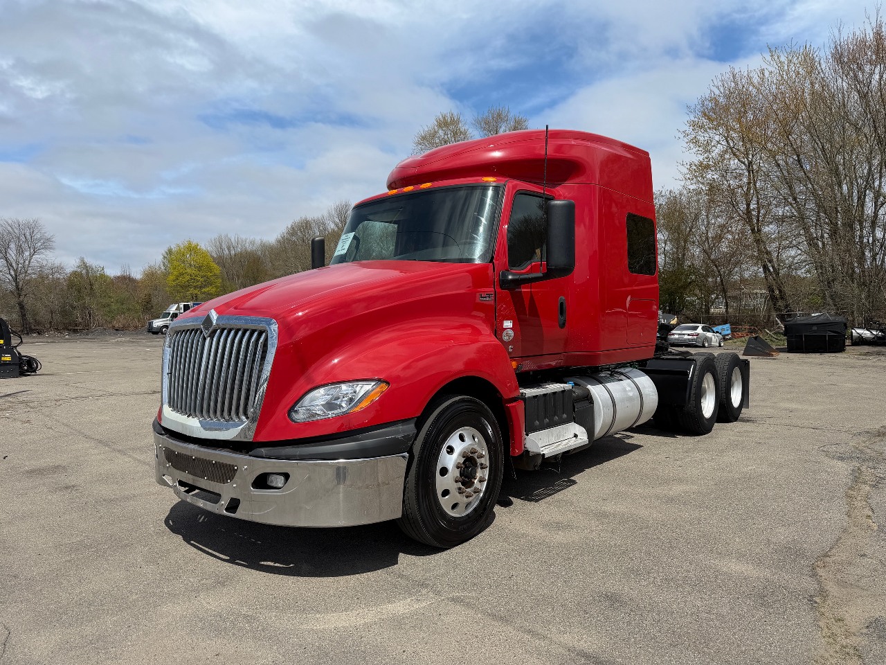 2020 International LT625 Sleeper #3299 2020 International LT625 Sleeper #3299