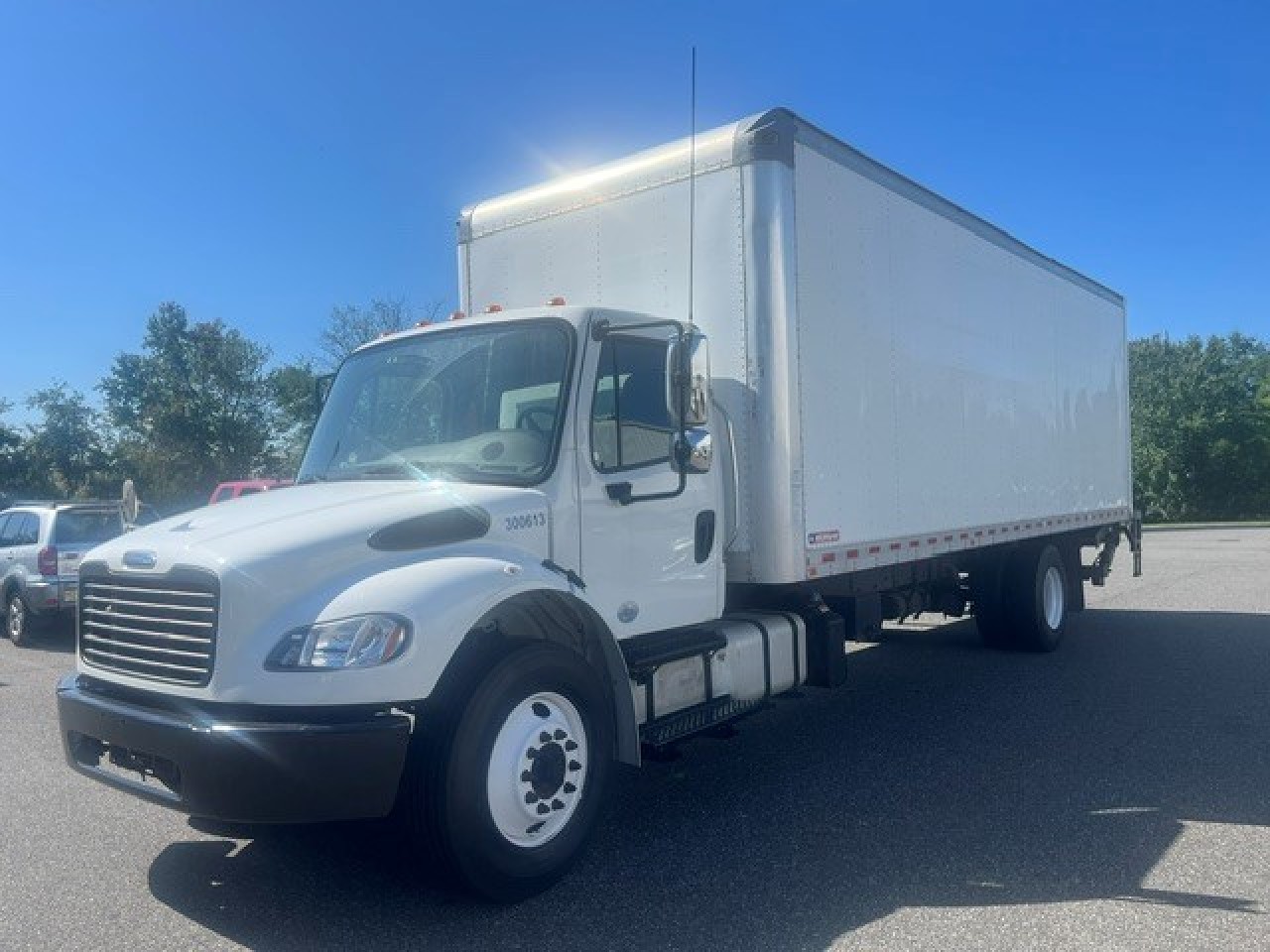 2020-freightliner-m2106-box-van-truck #4065