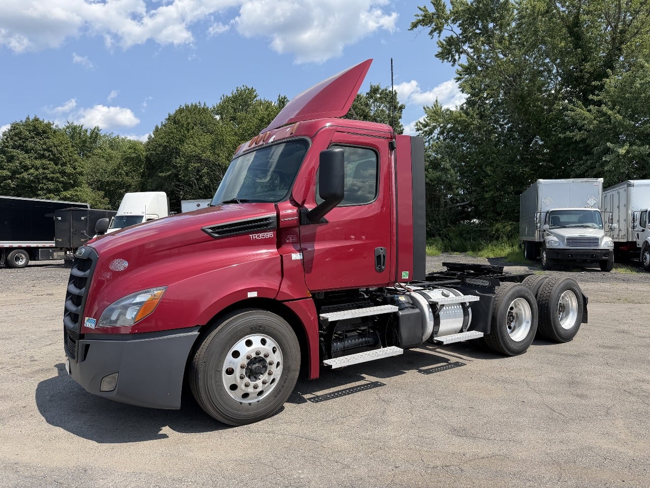 2021 Freightliner CASCADIA Daycab #3813 2021 Freightliner CASCADIA Daycab #3813