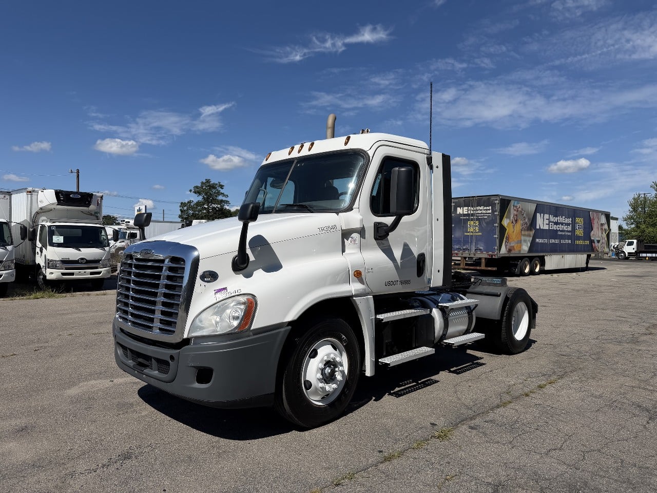 2020 Freightliner CASCADIA Daycab #3918