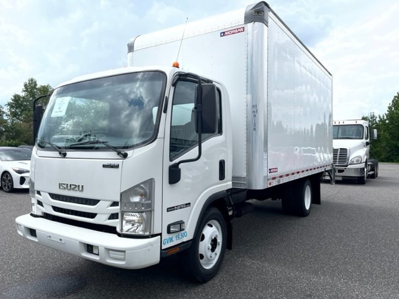 2020-isuzu-npr-box-van-truck #3872