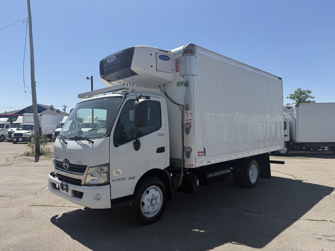 2020-hino-268a-reefer-truck #4056