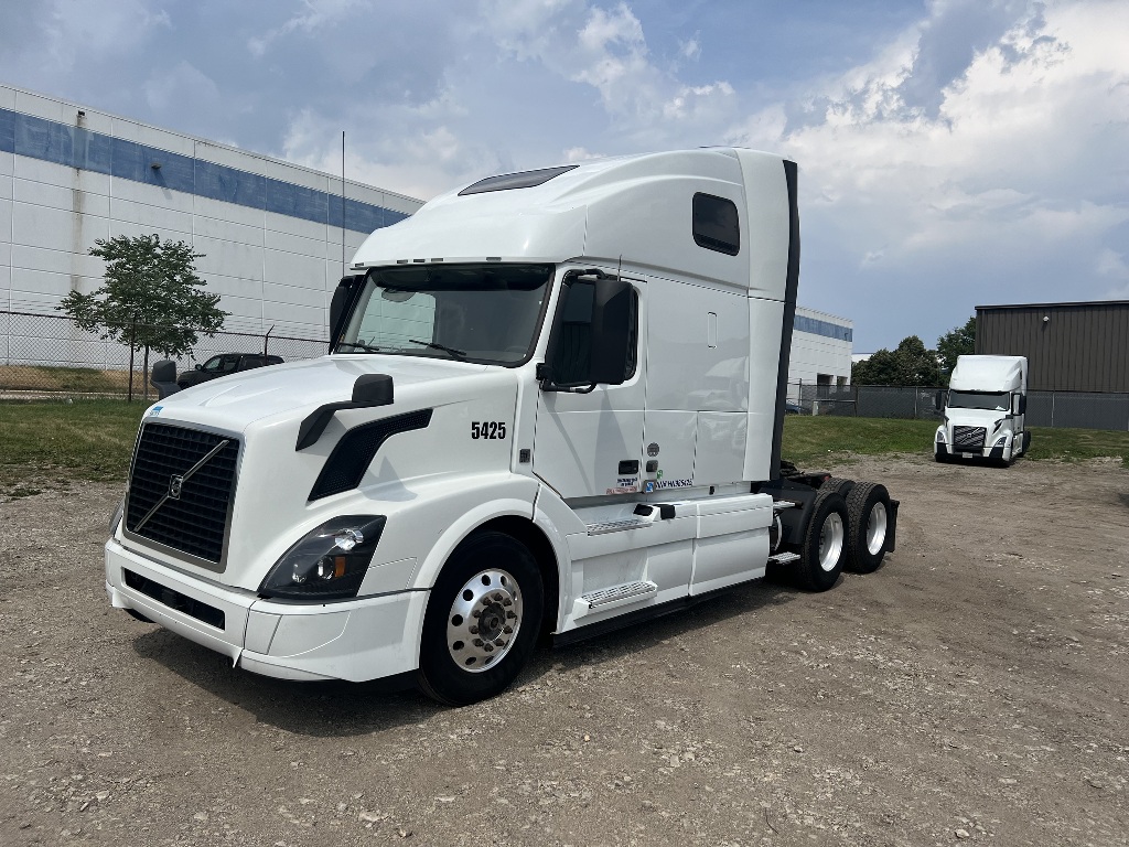 Volvo Vnl T Tandem Axle Sleeper For Sale