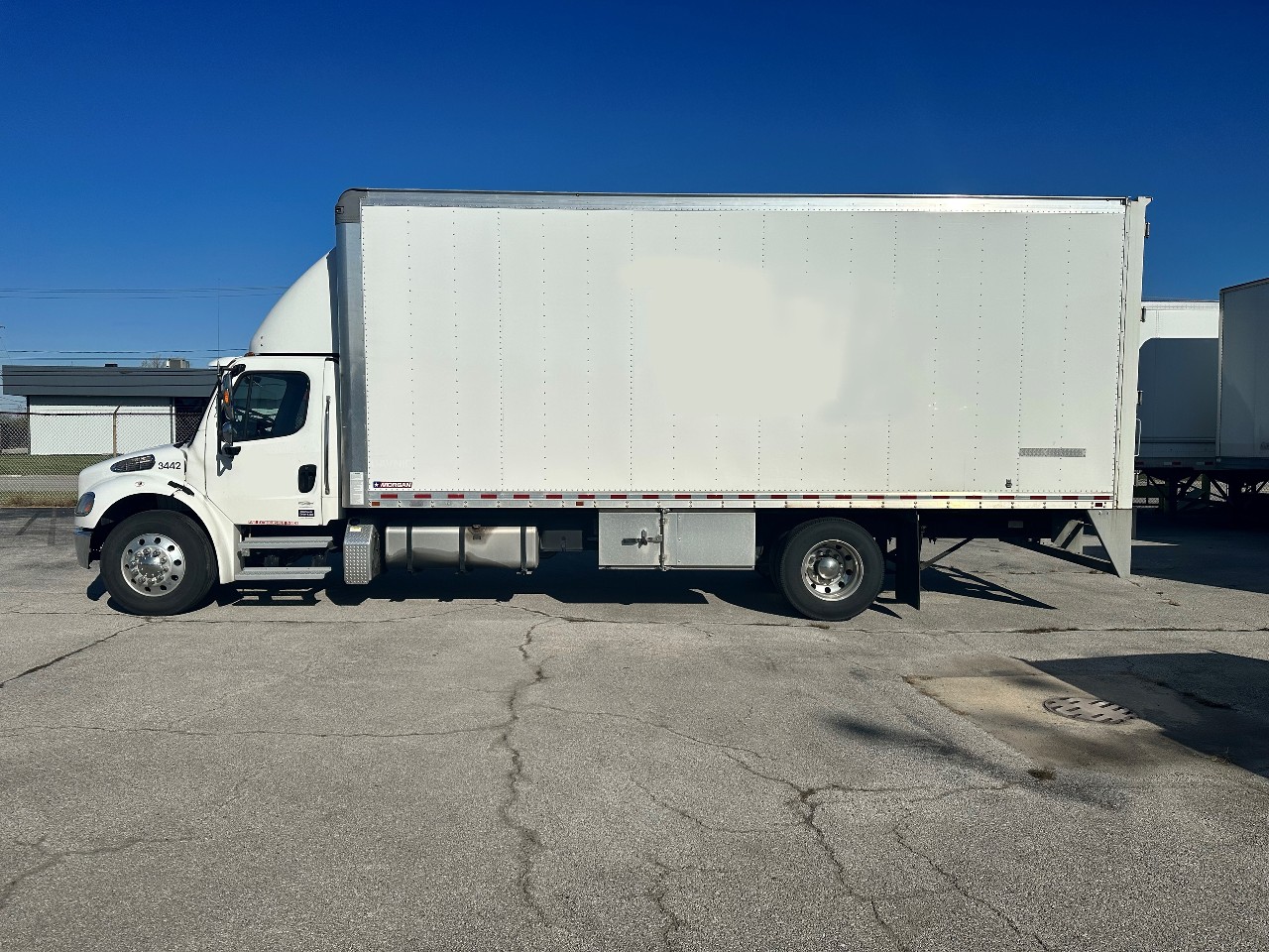 2023 FREIGHTLINER M2 BUSINESS CLASS BOX VAN TRUCK FOR SALE #16792