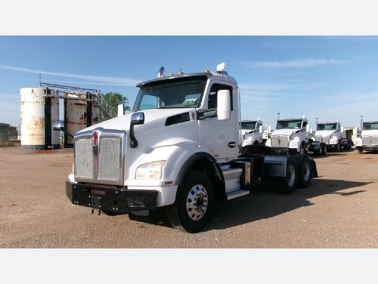 2019 KENWORTH T880 TANDEM AXLE DAYCAB FOR SALE 17894