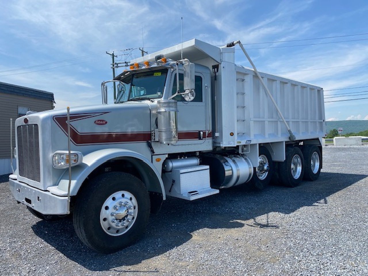 2014 PETERBILT 367 TRI-AXLE ALUMINUM DUMP TRUCK FOR SALE #12761