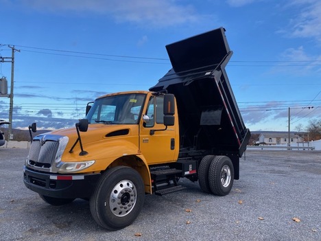 2005 INTERNATIONAL 4400 S/A Steel Dump Truck