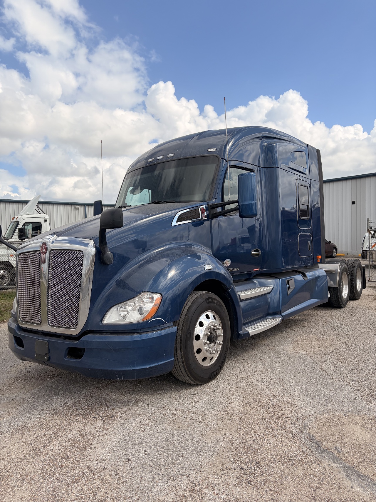 2021-kenworth-t680-sleeper #1974