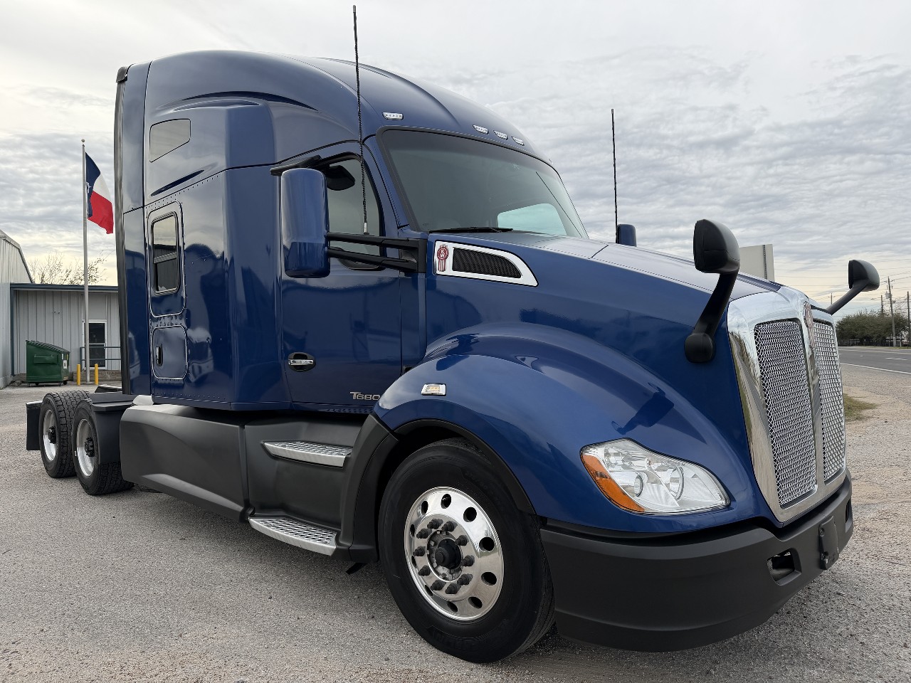 2021 KENWORTH T680 Sleeper #2539