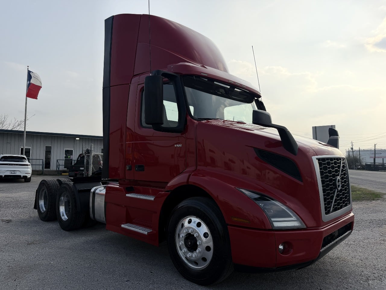 2021 VOLVO VNR Sleeper #2915 2021 VOLVO VNR Sleeper #2915