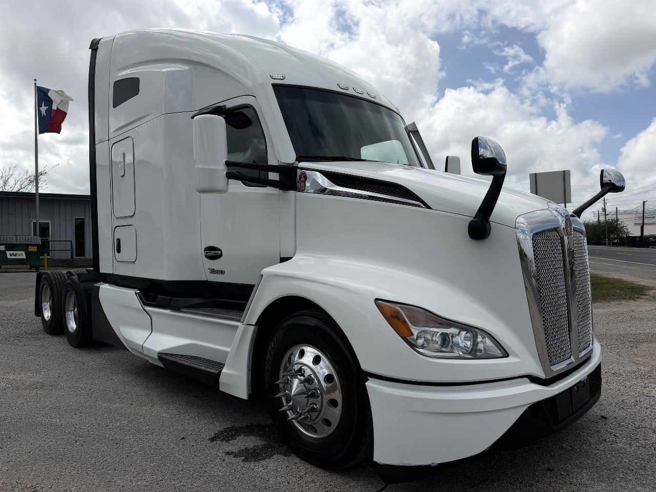 2023 KENWORTH T680 Sleeper #2967