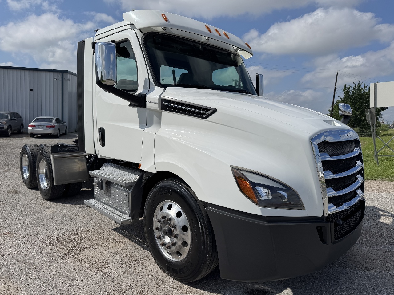 2019 FREIGHTLINER Cascadia 126 Sleeper #3428 2019 FREIGHTLINER Cascadia 126 Sleeper #3428