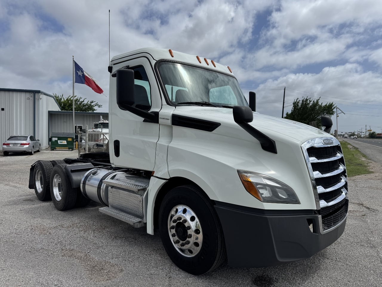 2020-freightliner-cascadia-daycab #3525