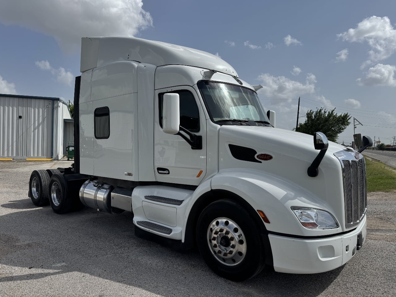 2019-peterbilt-579-sleeper #3572