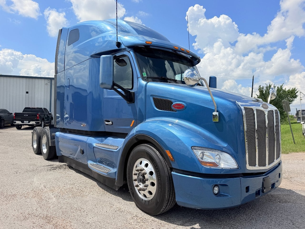 2022-peterbilt-579-sleeper #3599