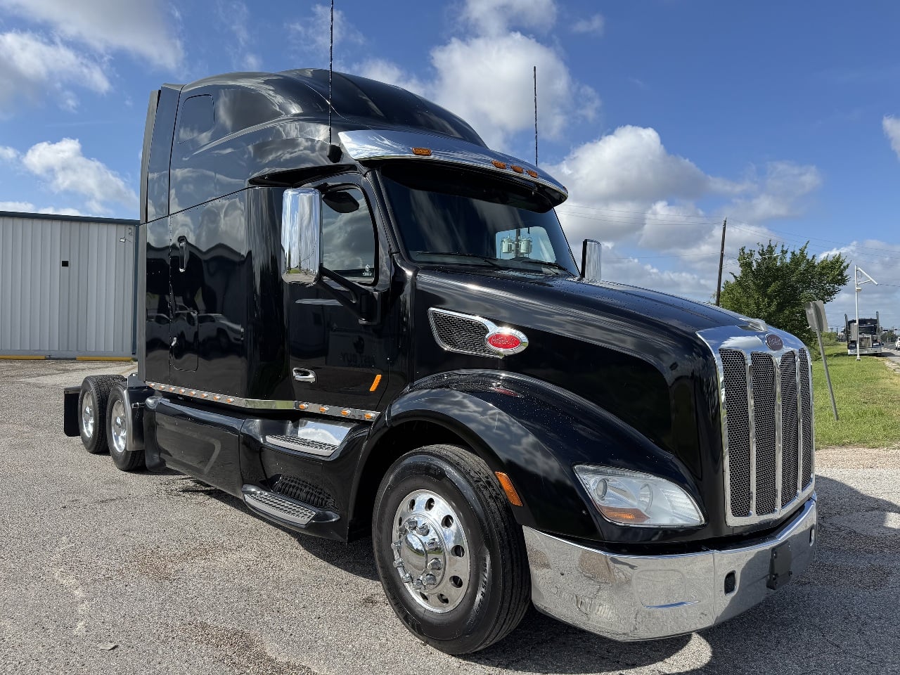 2020-peterbilt-579-sleeper #3614