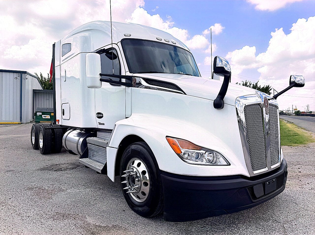 2022 KENWORTH T680 Sleeper #3792 2022 KENWORTH T680 Sleeper #3792