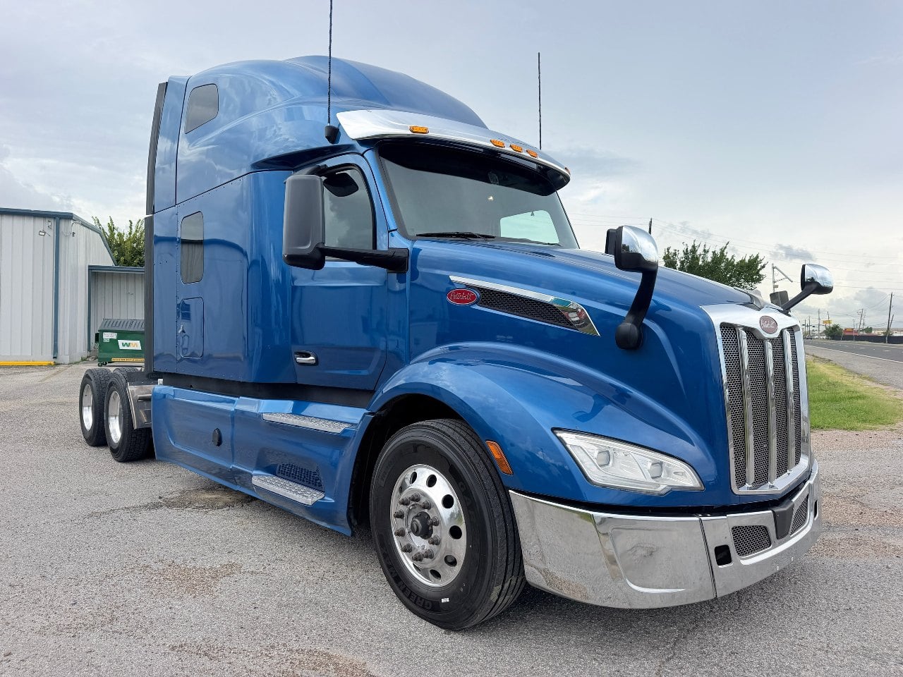 2023-peterbilt-579-sleeper #3795