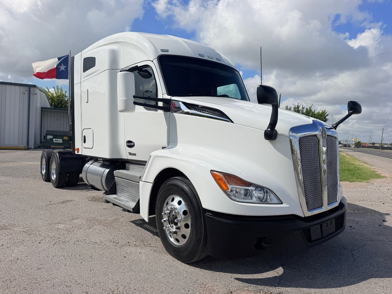 2022-kenworth-t680-sleeper #3870