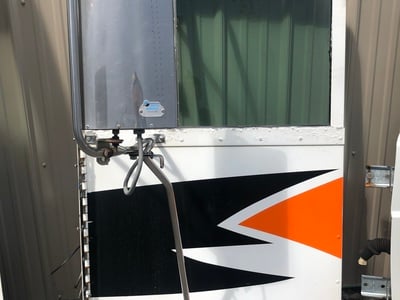 2004-freightliner-classic-door #735617