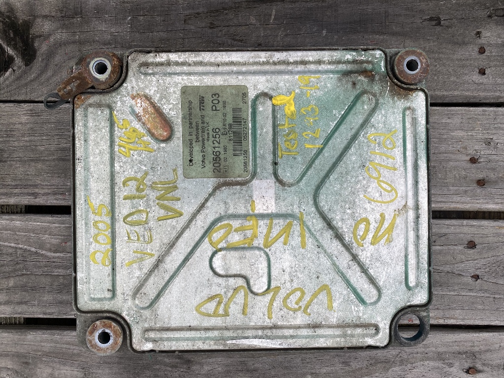 https://imanpro.net/pub/co/boot/photo/1752/4.jpg?t=20200106150624?