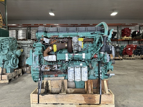 2016 VOLVO D13 Engine Assembly #