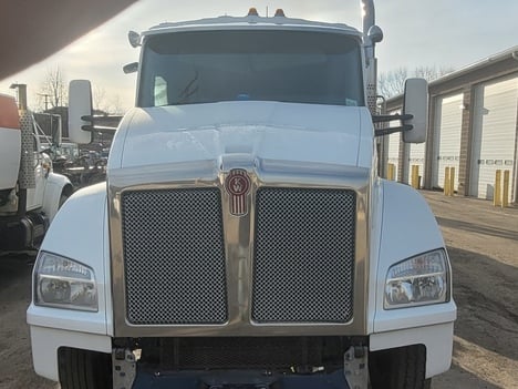 2018 KENWORTH T880 Hood #