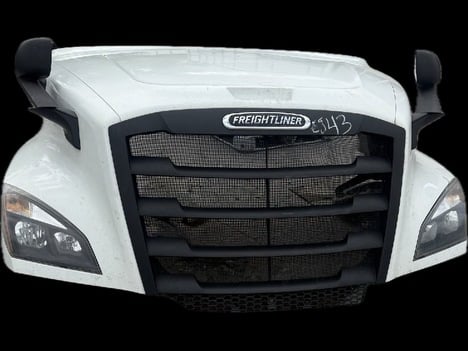 2020-freightliner-cascadia-126-hood #1486266
