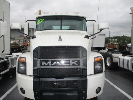 USED 2019 MACK AN64T TANDEM AXLE DAYCAB TRUCK #$vid