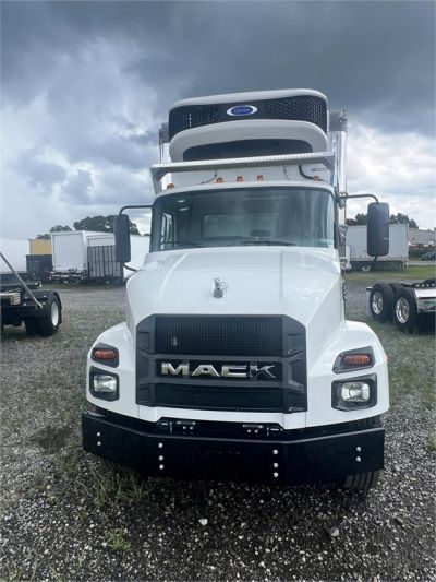 NEW 2024 MACK MD7 REEFER TRUCK #$vid